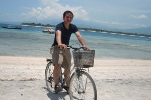 paket liburan di lombok 3 hari 2 malam pink gili trawangan sepeda
